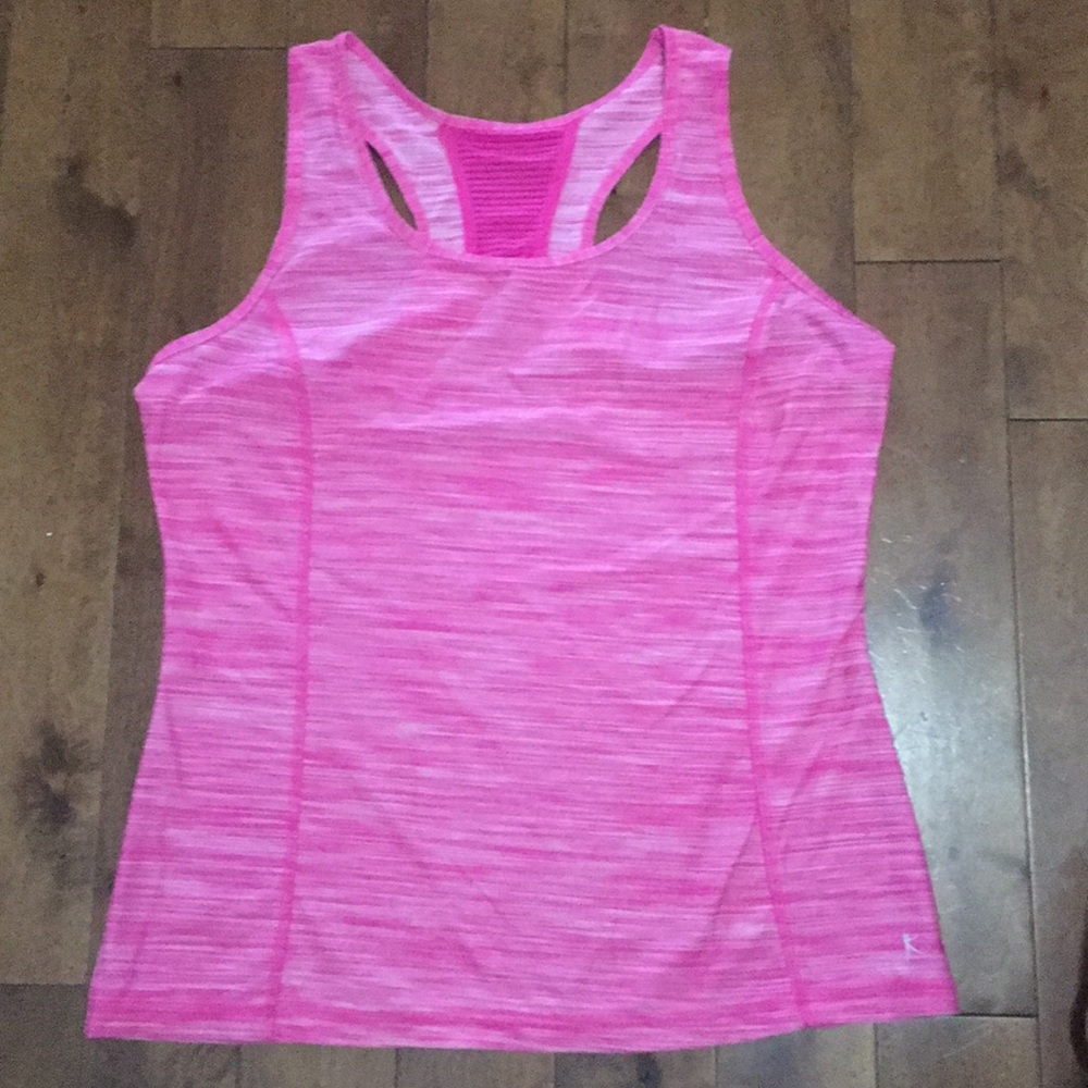 Athletic top